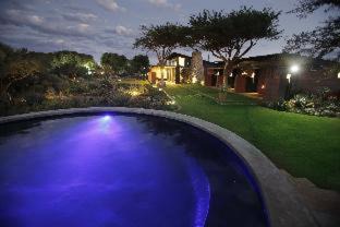 Bloemfontein Bed & Breakfast | Liedjiesbos Urban Olive Farm