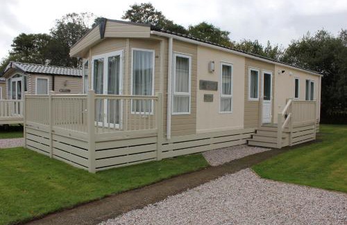 St Austell House | Life Begins @ 40 Sun Valley Park