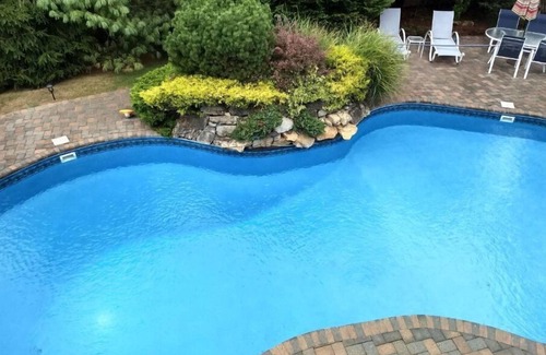 Hampton Bays House | Life is a breeze by the bay