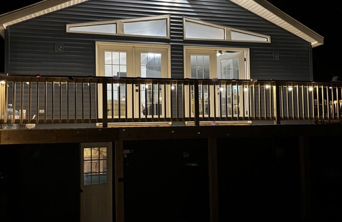 Lake Ariel Cottage | Life is Beautiful Hideout Poconos - brand new house everything fresh/new