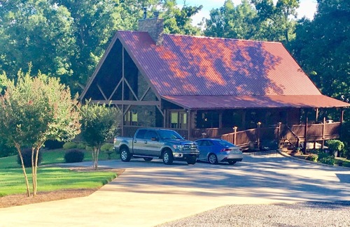 Greenback Cabin | Life is Better at The Conner Lodge No Cleaning Fees