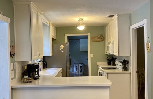 Tallahassee House | Life is better by the pool, near FSU,nPrivate pool, sleeps 8, pet friendly!