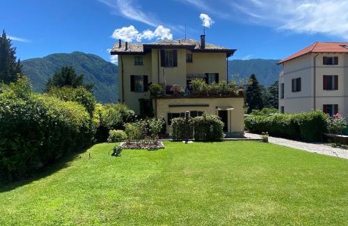 Tremezzo Apartment | Life is Good - Front Lake Apartment in Villa