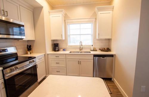 Celina House | Life is Grand: 3 bed/2.5 bath Lakeside Cottage w/Hot Tub!