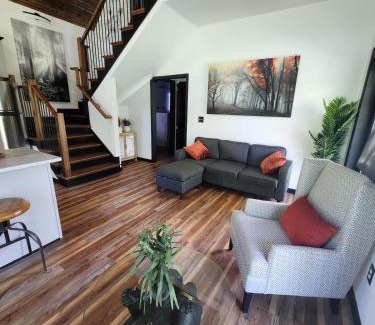 Brevard House | Life's Good Retreat Bear Cottage