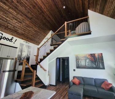Brevard House | Life's Good Retreat Bear Cottage