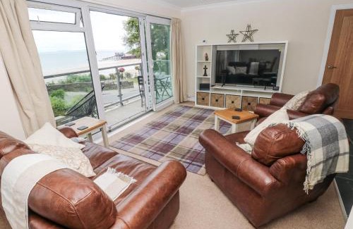 Tenby Apartment | Lifeboat Lookout