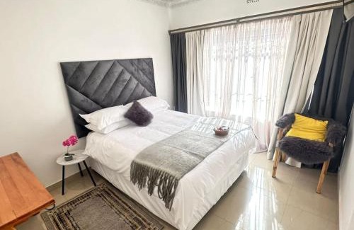 Greater Johannesburg Metropolitan Area House | Lifegate Guest House
