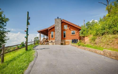 Gatlinburg - Pigeon Forge Villa | Lifes a Bear