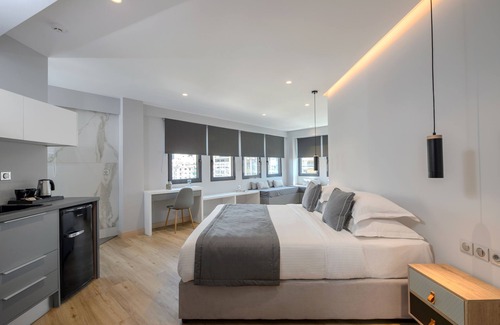 Nea Smirni Hotel | Lifestyle Suite with Hydromassage - Convo 212 Aparthotel