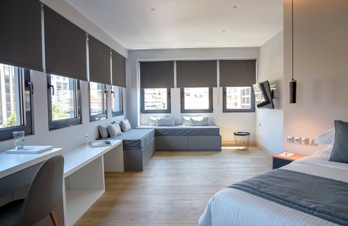 Nea Smirni Hotel | Lifestyle Suite with Hydromassage - Convo 212 Aparthotel