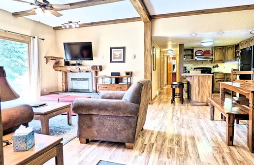 Steamboat Springs Apartment | Lift Tickets Ground Floor Pool, Hot Tubs, Near Mtn, Fireplace Shuttle