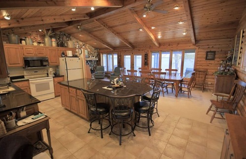 South Haven House | Lighhouse Point Cabin Rental