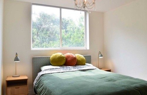 North Bondi Apartment | Light And Airy 2 Bedroom North Bondi Apartment