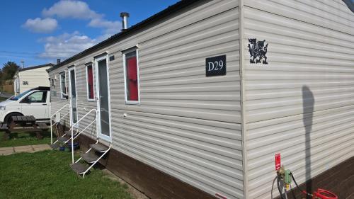 Penparcau Apartment | Light and Airy 2 Bedroom Mobile Home