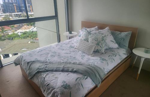 South Brisbane Apartment | Light apartment in amazing central location