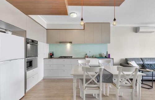 South Brisbane Apartment | Light apartment in amazing central location