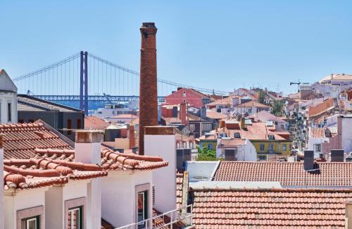 Misericordia Apartment | Light Filled Apartment near Chiado, By TimeCooler