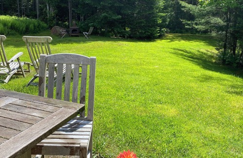Lincolnville Cottage | Light-filled Cottage Close to Lincolnville Beach. Pet friendly!