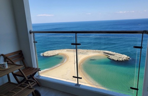 Sokcho Apartment | Light House beach, summitbay beachnBest Ocean View In Sokcho Cityn19/20 Floor