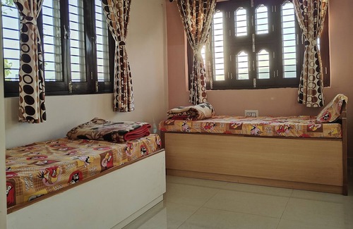Abu Road House | Light house