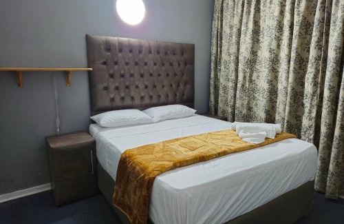 Bela-Bela House | Light House Lodge