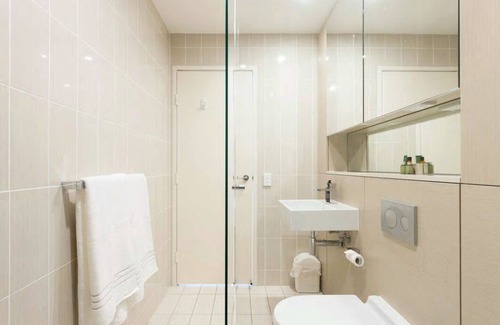 Zetland House | Light & Spacious City Fringe Apartment
