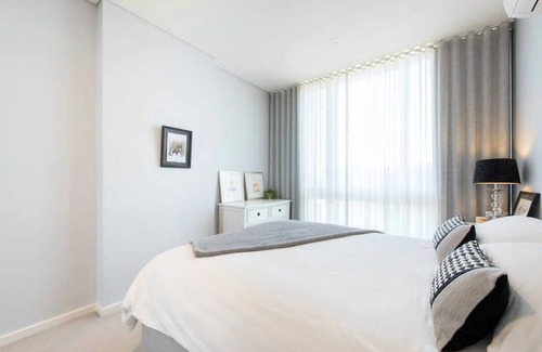Zetland House | Light & Spacious City Fringe Apartment