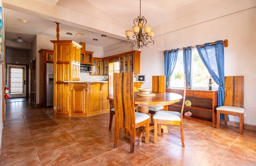 San Pedro Hotel | Lighthouse Beach Villas