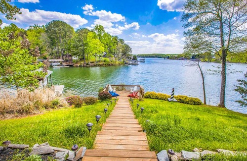 Moneta House | Lighthouse Landing