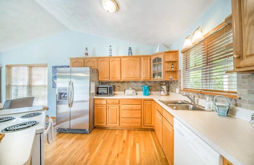 Moneta House | Lighthouse Landing