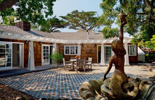 Pacific Grove Hotel | Lighthouse Lodge & Cottages