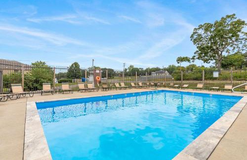 Kimberling City House | Lighthouse Lodge 3