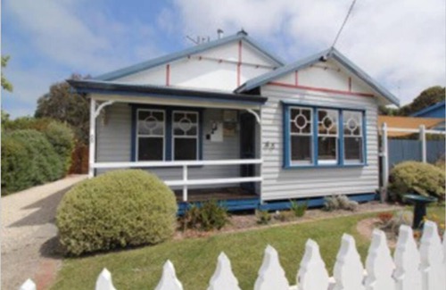 Apollo Bay House | Lighthouse Retreat - Pet Friendly Free Wifi