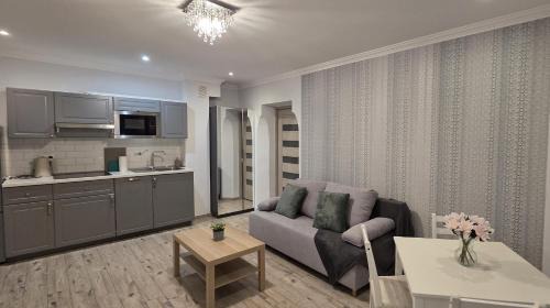 City Centre Apartment | Lightrooms Apartments