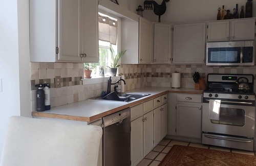 Newnan House | Like home 3 Bedroom - 30 min South from Atlanta International Airport