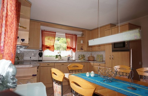Langscheid House | Like new EFH for 6 pers. with garage in close proximity to Sorpesee