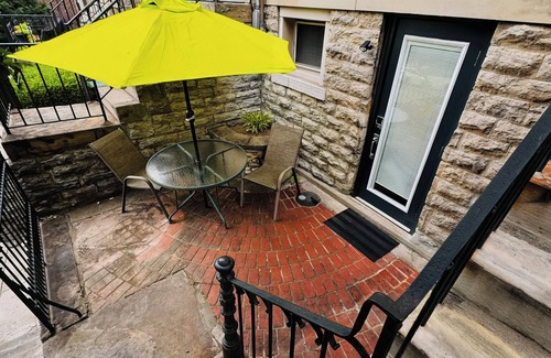Mount Auburn Condo | Lil' Gem of Historic Prospect Hill/OTR, Cincy's most coveted neighborhood