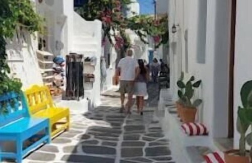 Piso Livadi Hotel | LIL Paros luxury suites