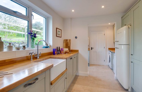 Port-Eynon Cottage | Lilac House