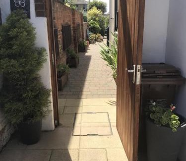 Weymouth Bed & Breakfast | Lilac Villa Guest House