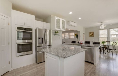 Lilburn House | Lilburn Gateway | Game Loft, Fire Pit, Near Stone Mountain