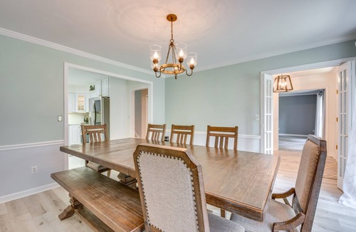 Lilburn House | Lilburn Home w/Deck, 20 Mi to Downtown Atlanta!