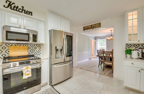 Lilburn House | Lilburn Home w/Deck, 20 Mi to Downtown Atlanta!