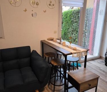 Beziers House | Lili Berges du Canal