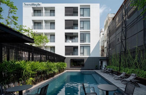 Ban Phan Thom Hotel | Lilit Bang Lumphu Hotel