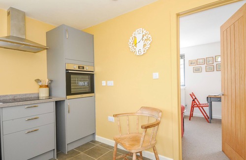South Tawton Cottage | LILLEMOR, pet friendly, character holiday cottage in Whiddon Down