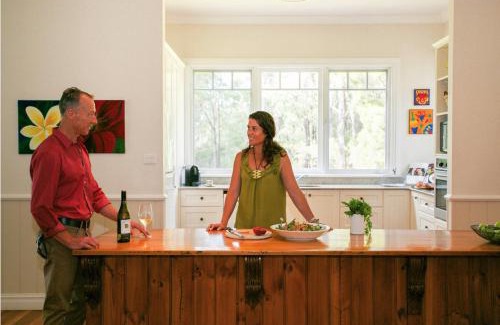 Lovedale House | Lillians on Lovedale