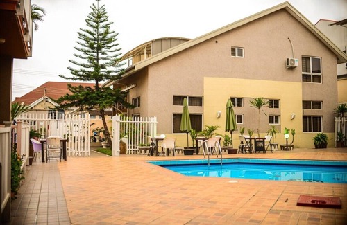 Gwarinpa Estate Apartment | Lilly Grand Luxury Hotel and Apartment