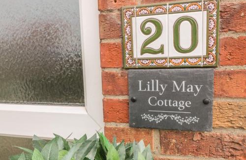 Flamborough House | Lilly May Cottage